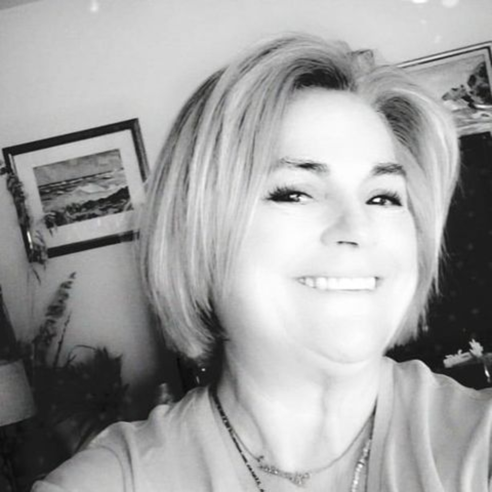 Meet your Posher, Deborah